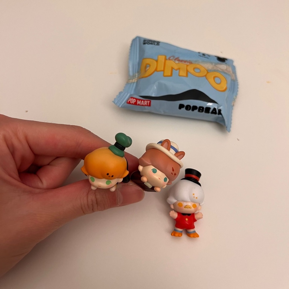 Popmart Pop Bean Dimoo World x Disney Classic Series